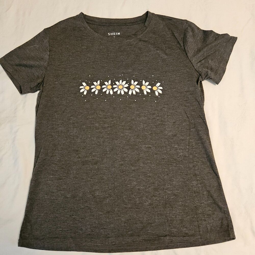 Daisies Tee by Shein - Size S